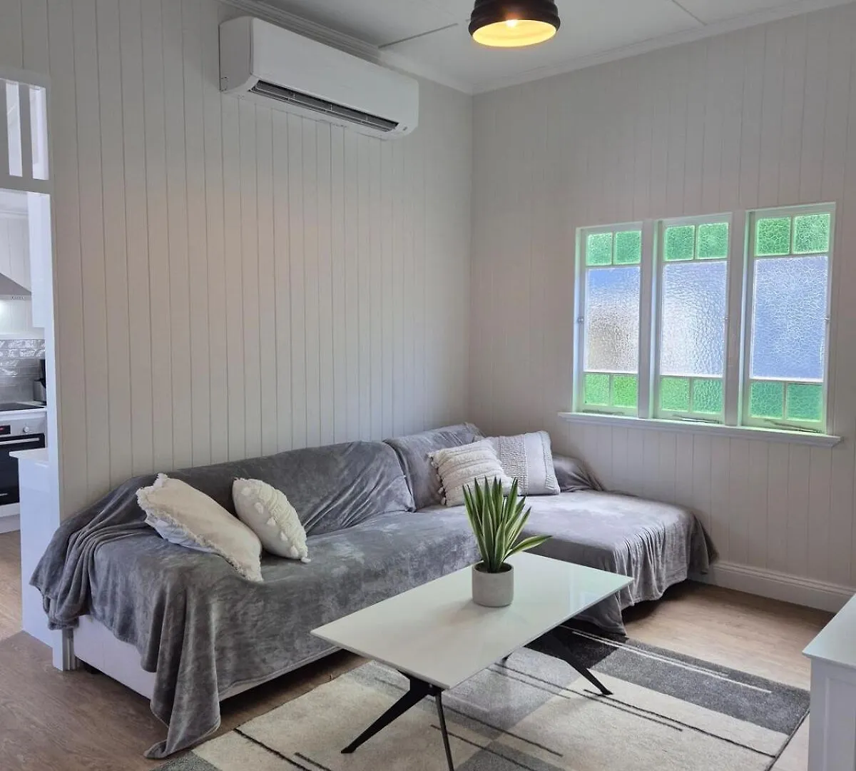 Classic Getaway 2 Bdrm Plus Pool Brisbane 0*,  Australia